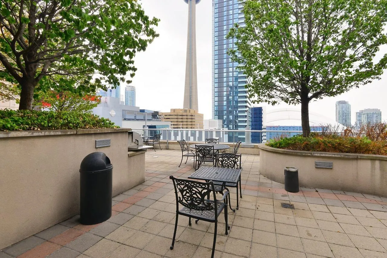 Apartment Lovely Homestyle Condo Toronto